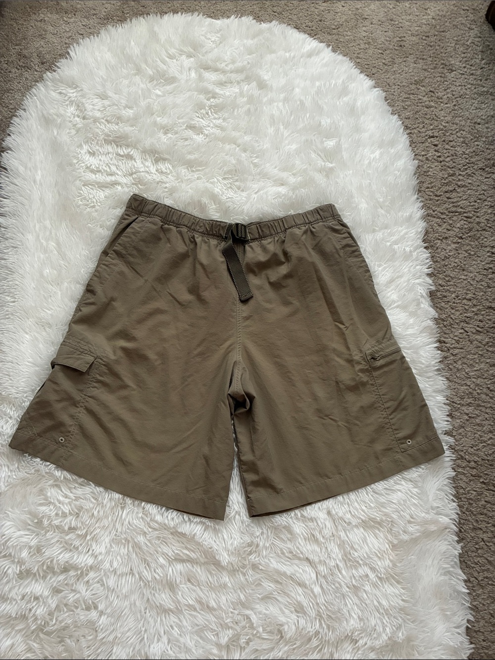 Columbia Men's Olive Green Cargo Shorts with Web Belt